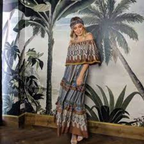 Anannasa Taj Printed Off Shoulder Fringes Ruffle Maxi Dress New L - Picture 2 of 2